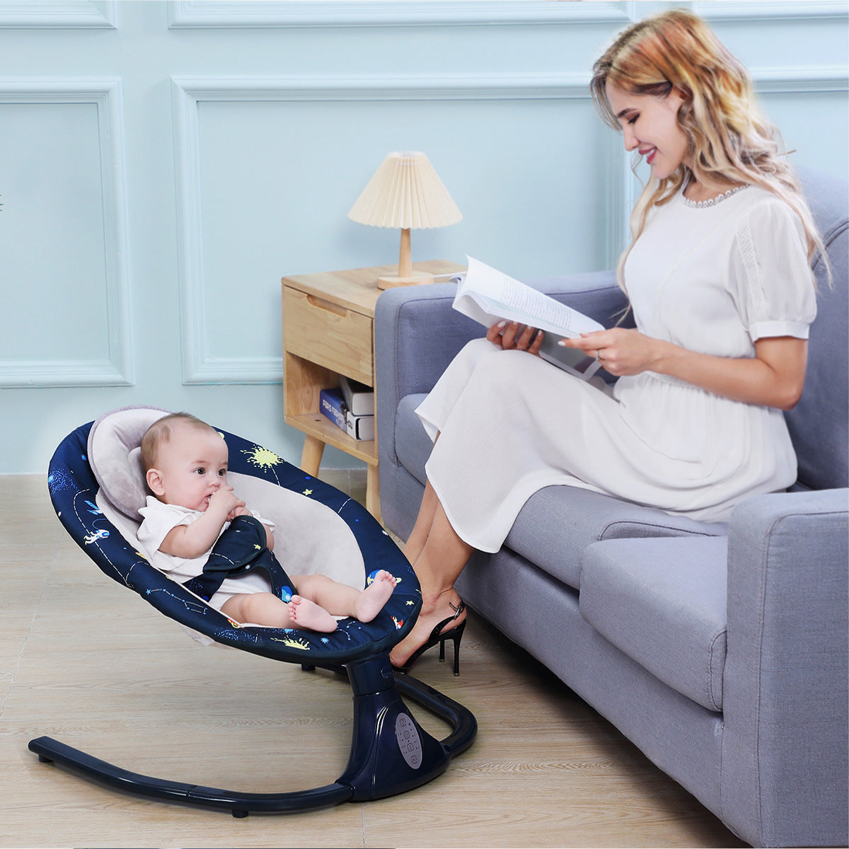 Leagan Electric Multifunctional Pentru Bebelusi, VisionHub®, Conexiune Bluetooth cu Telecomanda, Intensitate Reglabila cu 4 viteze, Jucarii si Melodii, cu Acoperis Rabatabil si Plasa Protectie Tantari, Albastru